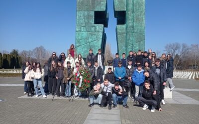 POSJET UČENIKA OSMIH RAZREDA VUKOVARU