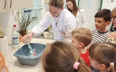 LOGIČARI U SVIJETU BIOLOGIJE