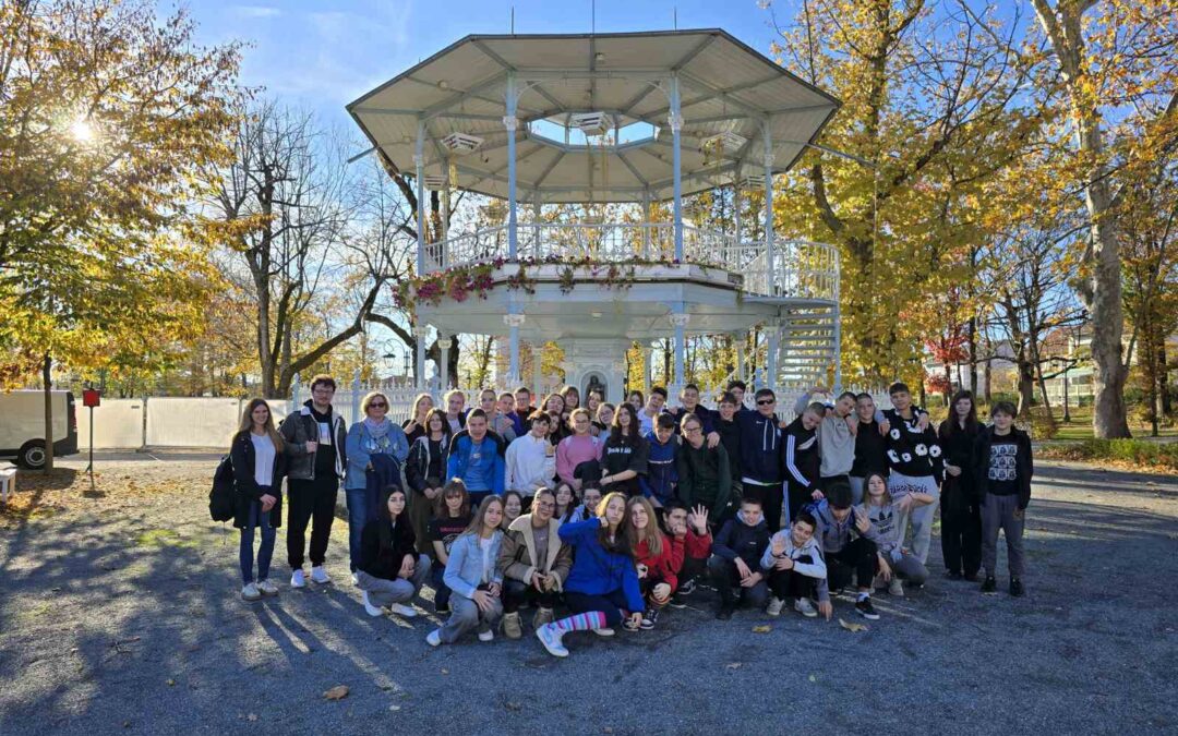 POSJET UČENIKA 8. RAZREDA PAKRACU, LIPIKU I OKUČANIMAv